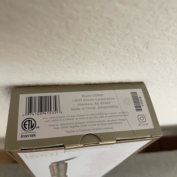 Curling Iron - Picture 4 of 5